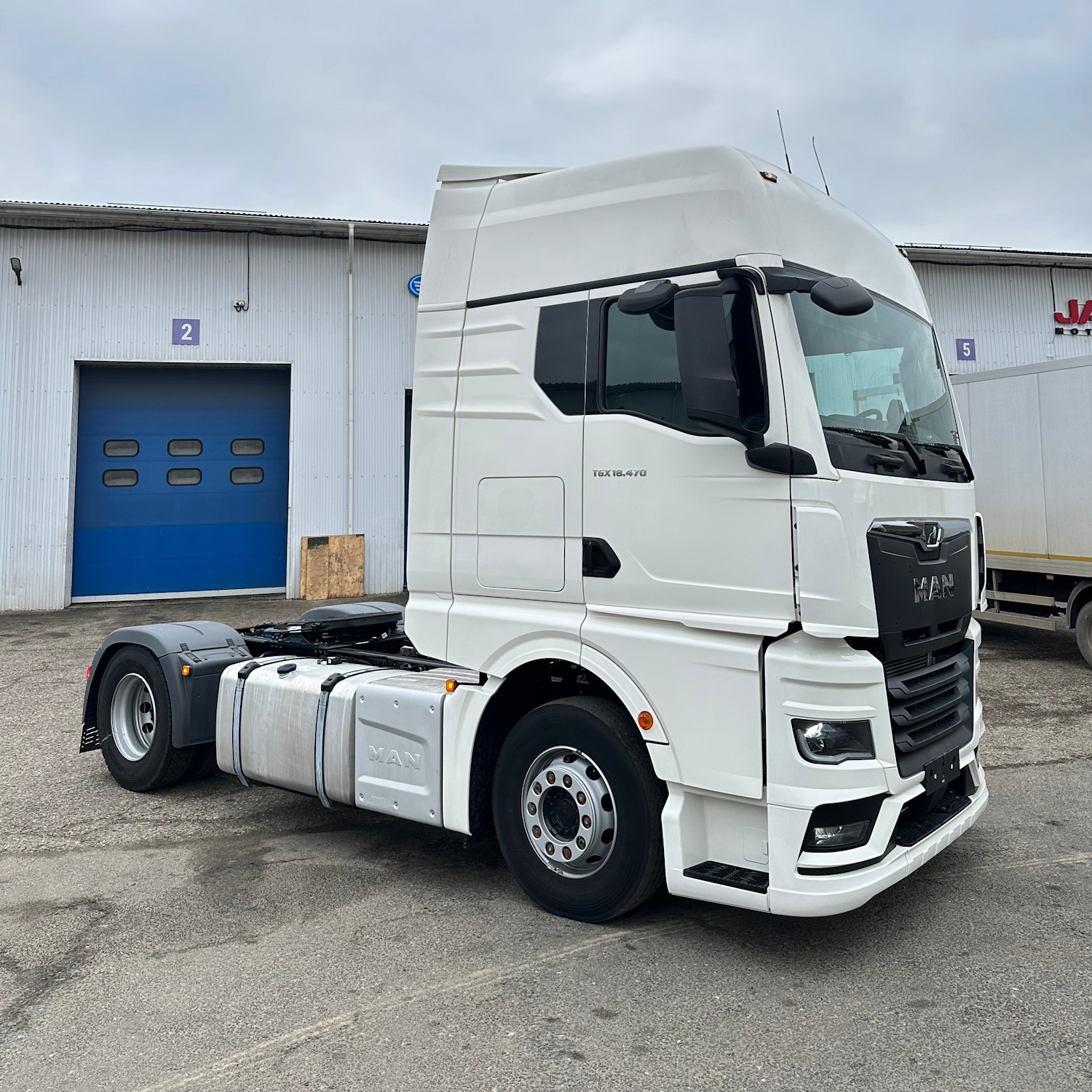 TGX 18.470 ВL SA