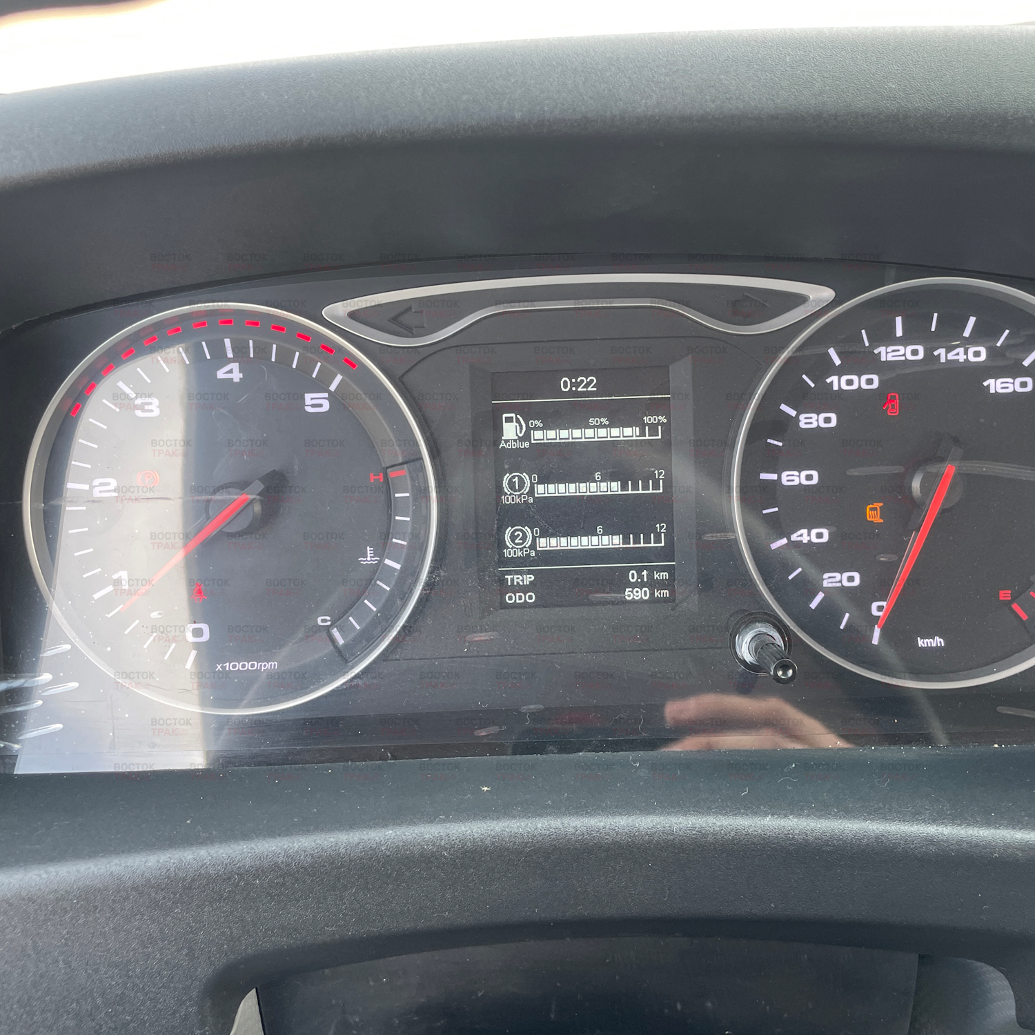 Изотермический фургон 27 м³ Меткомплекс на шасси JAC N90LS